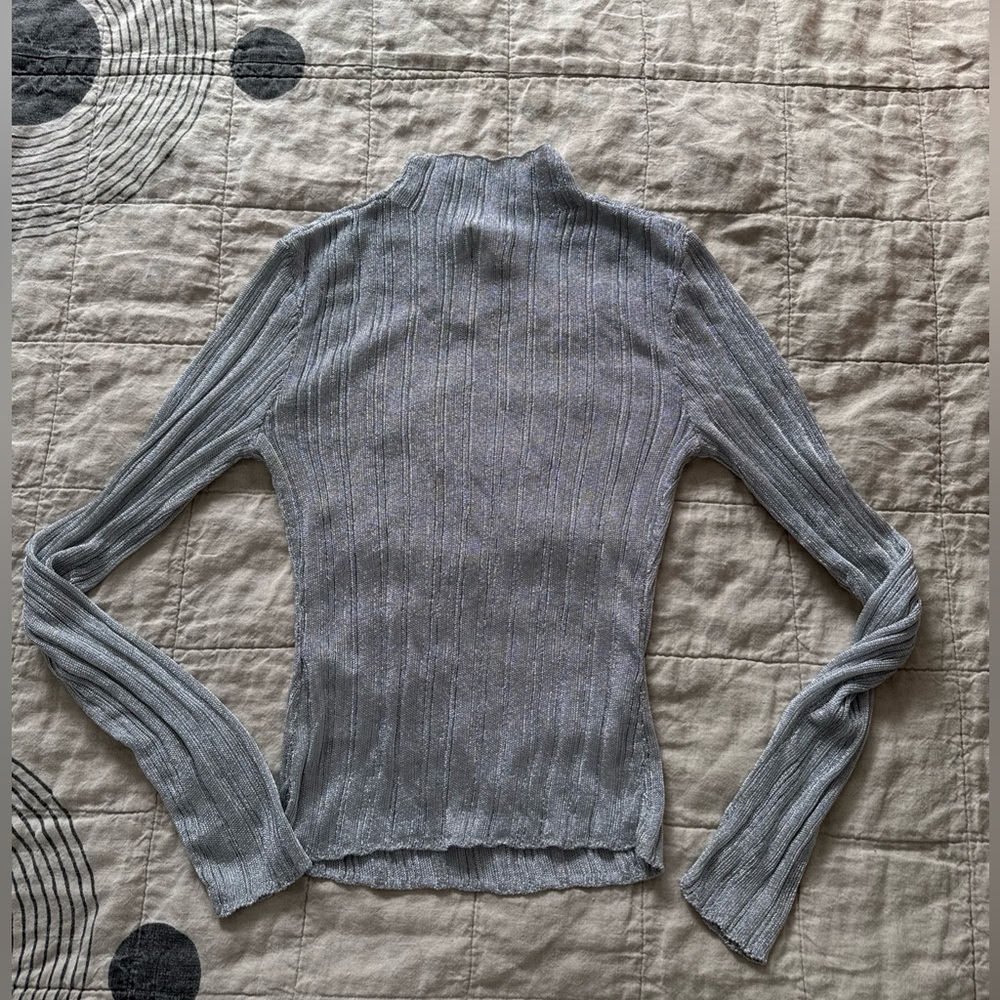 NWT H&M Silver Metallic Ribbed Turtleneck Mockneck Sweater Small